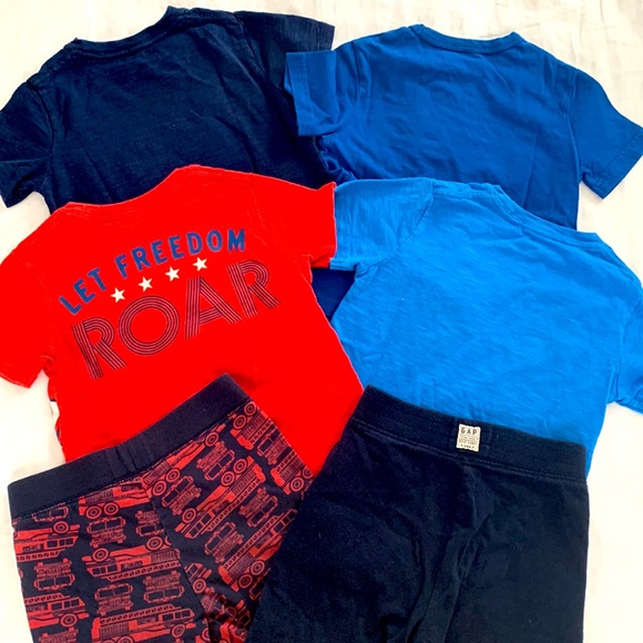 GAP bundle - Size 4 YRS - Shirts & Shorts - Picture 2 of 11